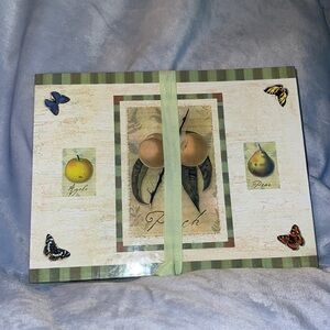 Pear Design Recipe Holder Accordion Style
